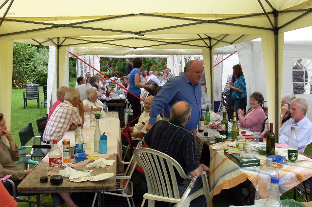 anniversary8 Large Web view