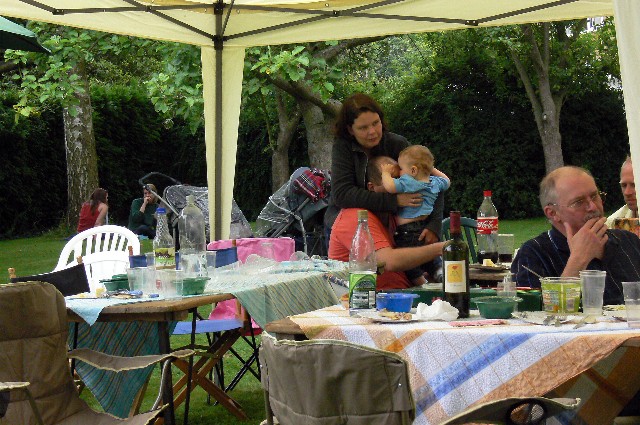 anniversary9 Large Web view